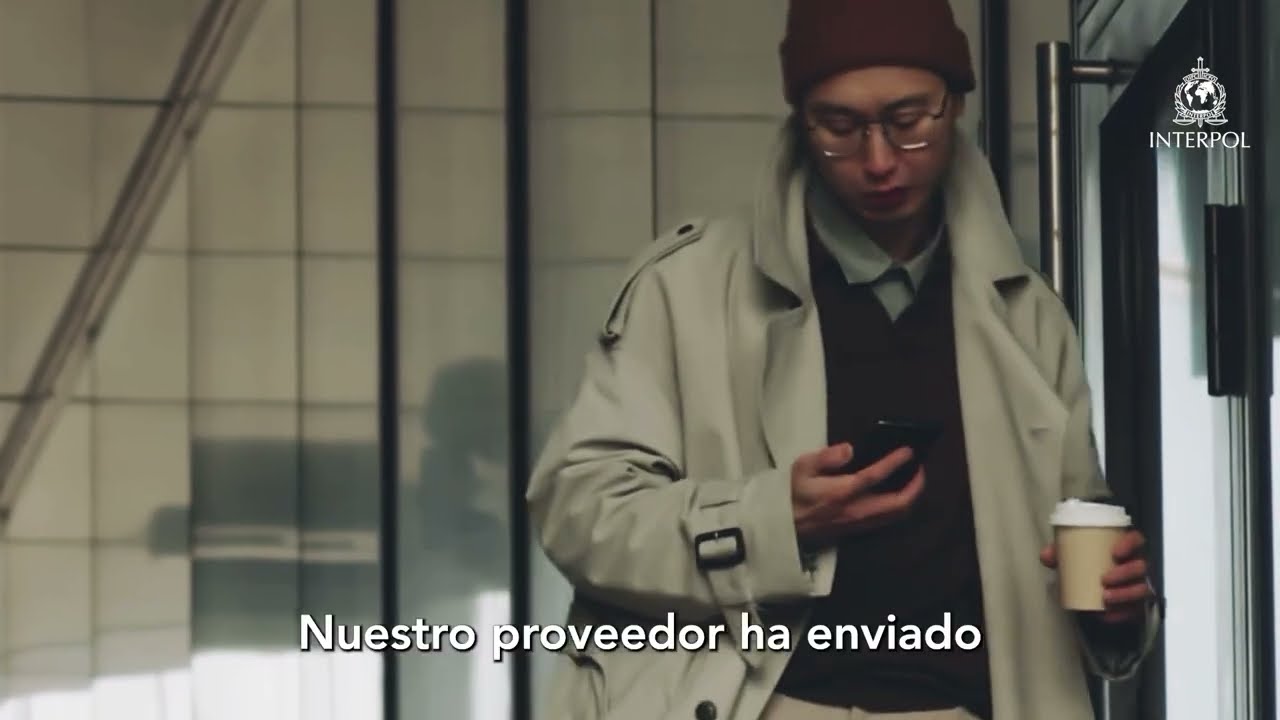 Estafa del CEO con inteligencia artificial: cómo protegerte, según la Policía Nacional